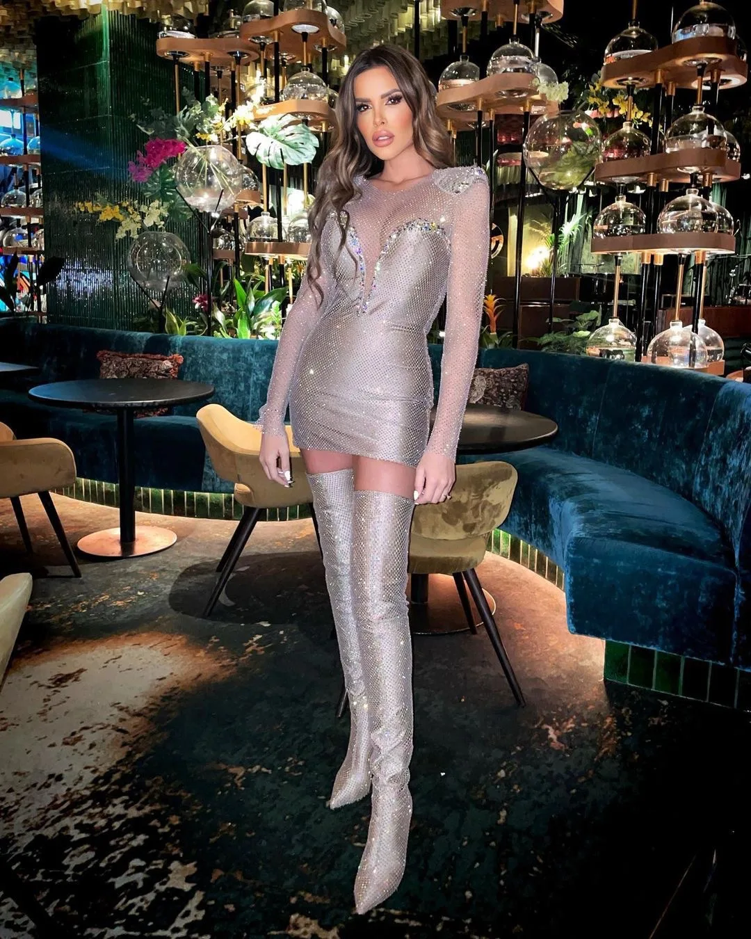 

Women Summer Sexy Long Sleeve O Neck Beading Diamonds Beige Mini Bodycon Bandage Dress 2023 Elegant Evening Club Party Dress