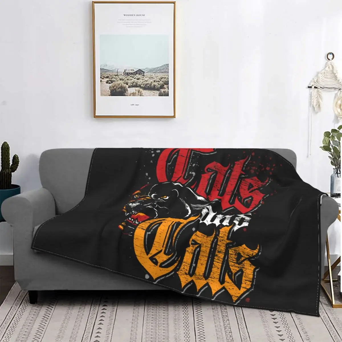 

Tattoo Style Fleece Plush Spring Autumn Cute Super Warm Thin Throw Blankets For Sofa Plush Thin Quilt