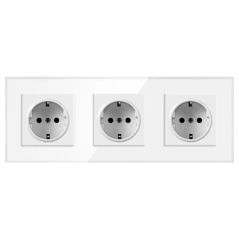3x sockets white
