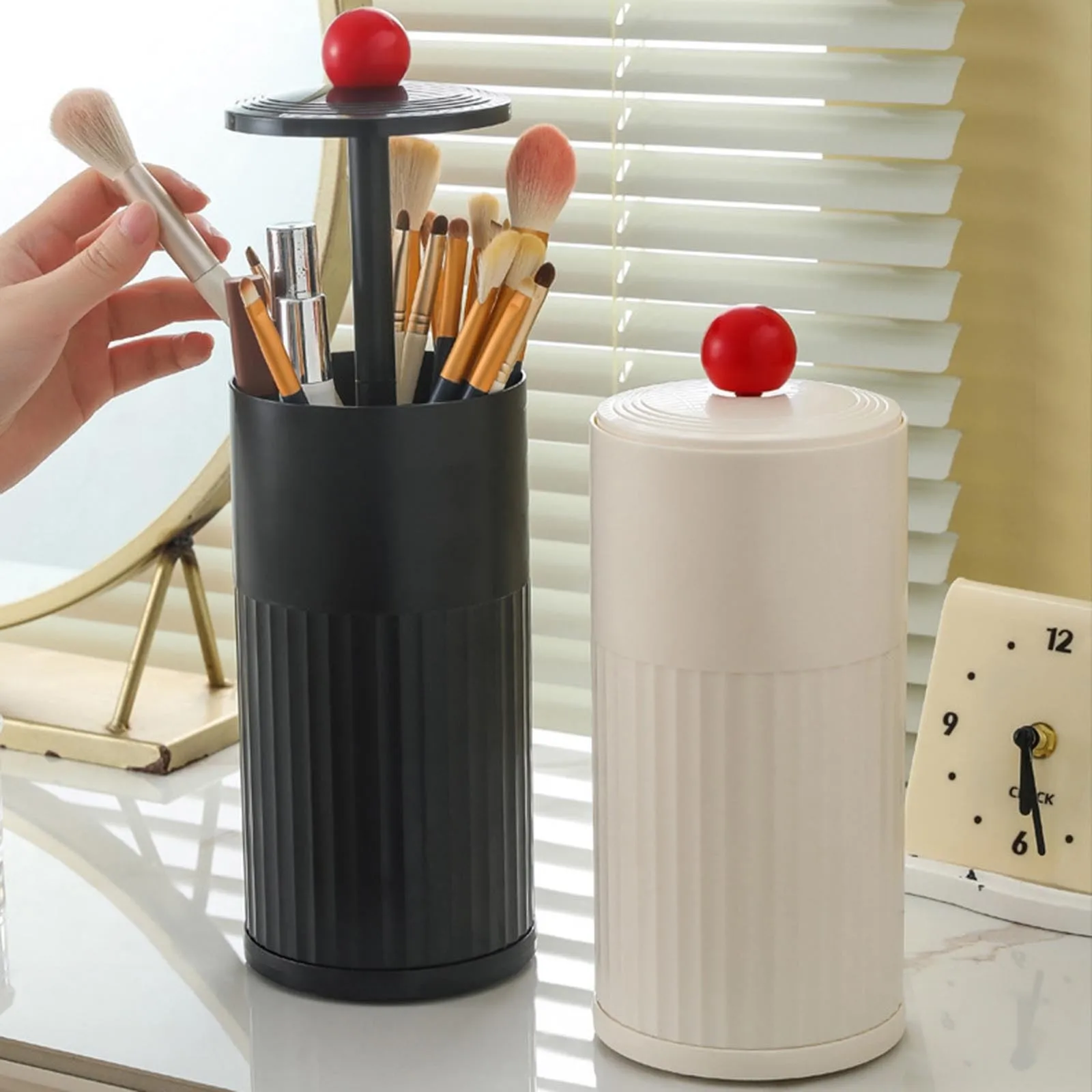 Seasonal Storage Automatic Makeup Brush Holder With Lid Makeup Brush Set Organizer Automatic Lifting Makeup Closet with 2