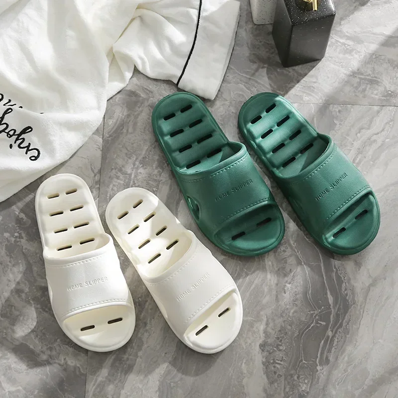 Quick-drying Man Women's Slipper Non-slip Soft-sole Bathroom Slippers Hollowed Out Leaky Slippers Casual Couple Home Slipper - 3