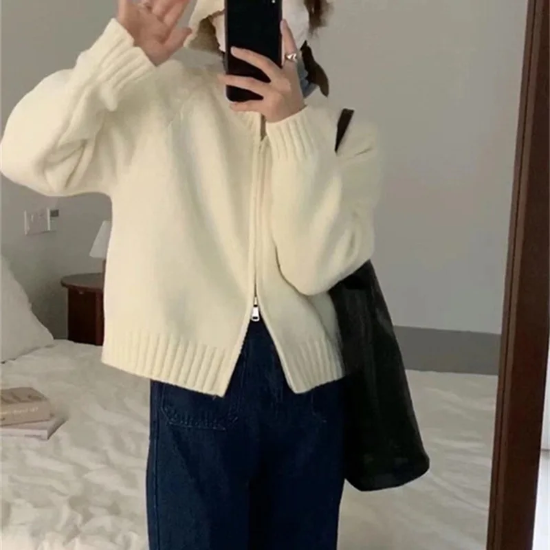 

Korean round neck thick needle zipper knit sweater cardigan women's coat autumn and winter short small man wear knitwear woman