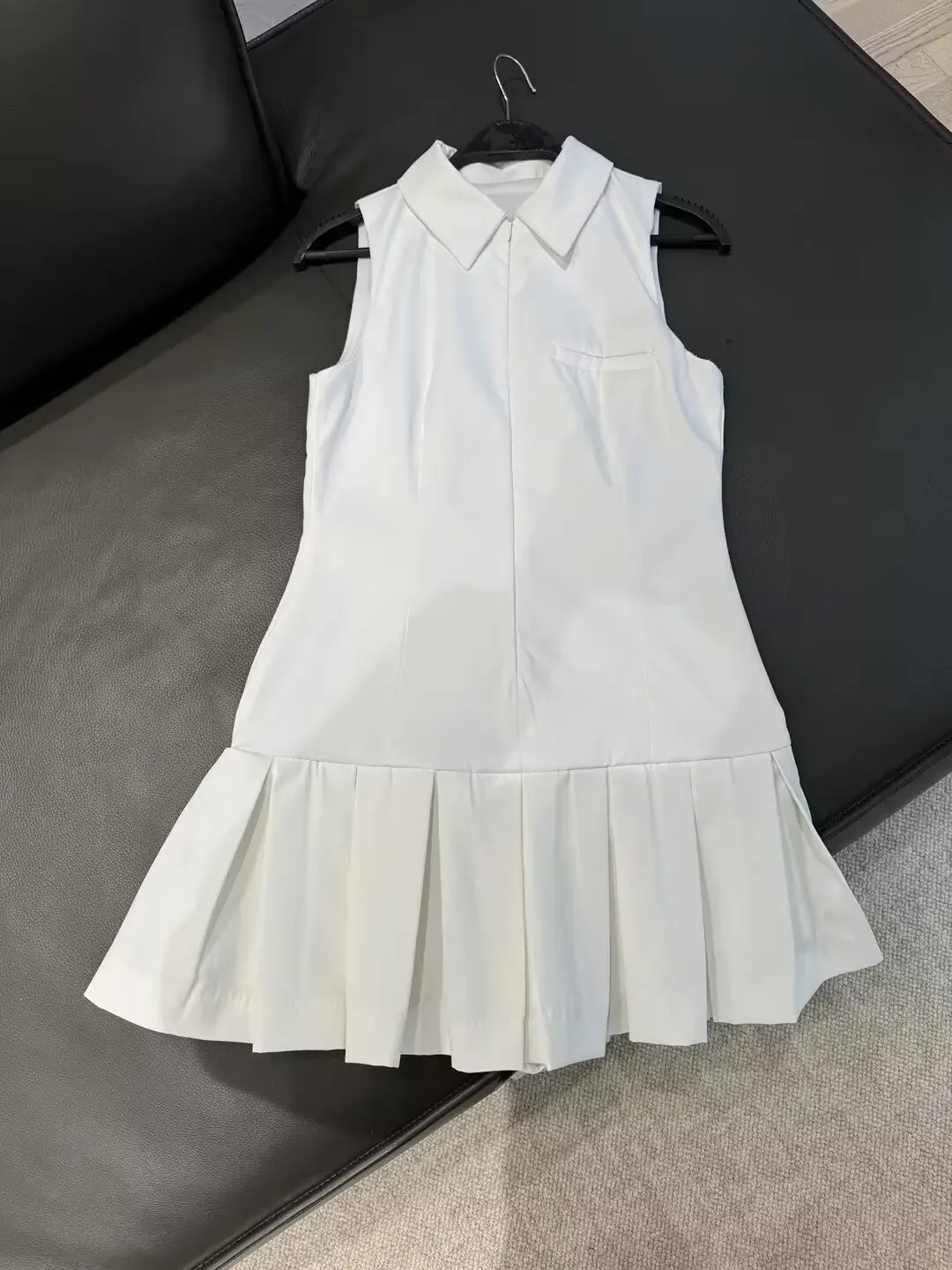 

Women's new fashion pocket decoration slim jumpsuit style wide pleated mini dress retro sleeveless zippered women's dress Mujer