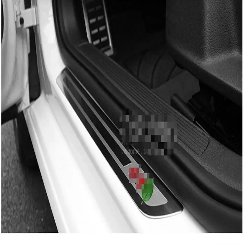 Suitable for Volkswagen Golf 6/Golf 7/7.5/GTI word welcome pedal