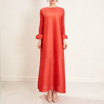 2024 Miyake Pleated Dress Women's Round Neck Long Sleeve Casual Loose Lady Elegant Women's Dress 1