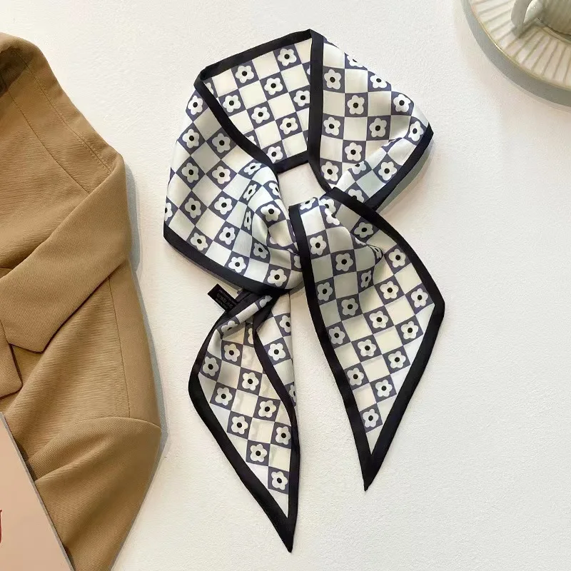 Plaid flower