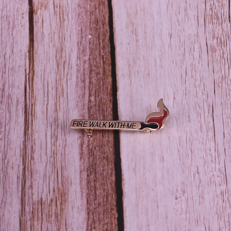 Hochwertige klassische amerikanische TV-Show-Emaille-Pins, Metall-Cartoon-Broschen für Tassen, Rucksäcke, Hüte, Kragen, Revers, modische Schmuckgeschenke – Detail 28