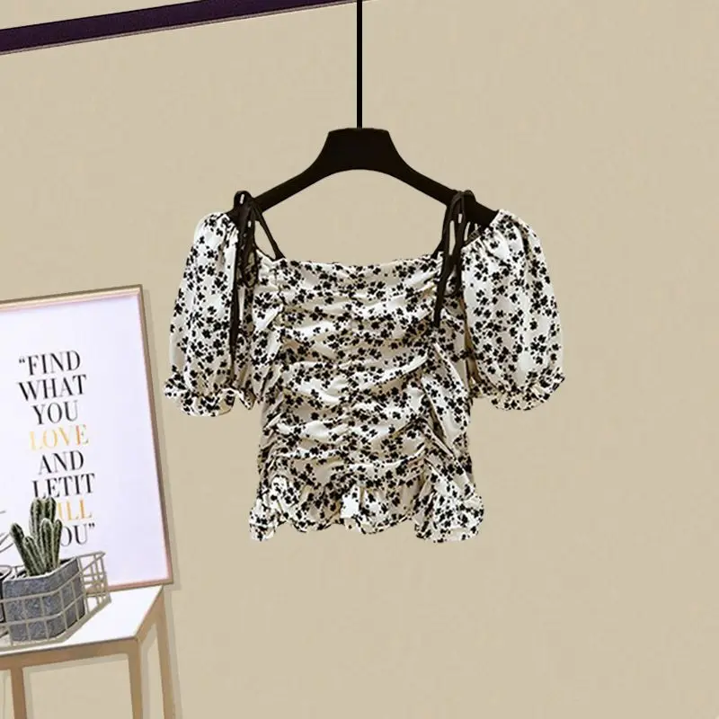 Рисунок 3 - Женский комплект из двух предметов