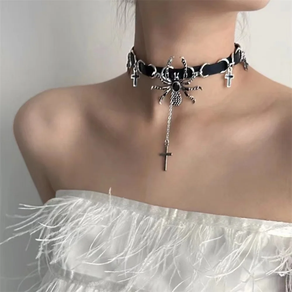 Goth jewelry chain necklace Vintage Y2K Necklace Women Fashion