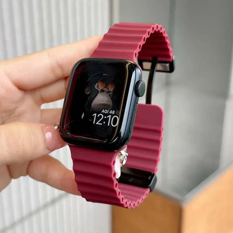 Magnetic Buckle Silicone Strap