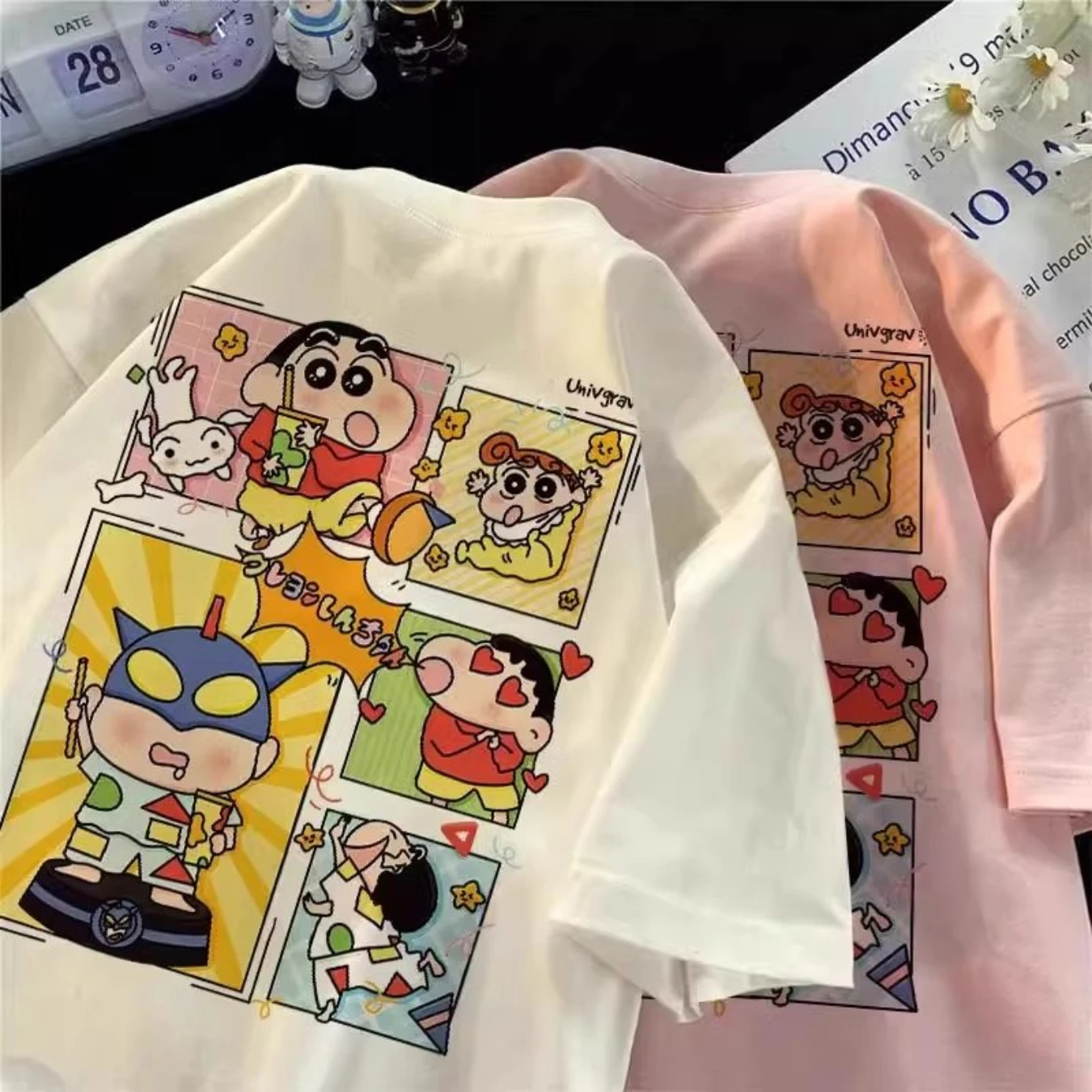 Kurzarm-T-Shirts Crayon Shin-chan im japanischen Stil für Jungen und Mädchen, perfekt für den Sommer 2025. Trendiger Cartoon-Stil, rein