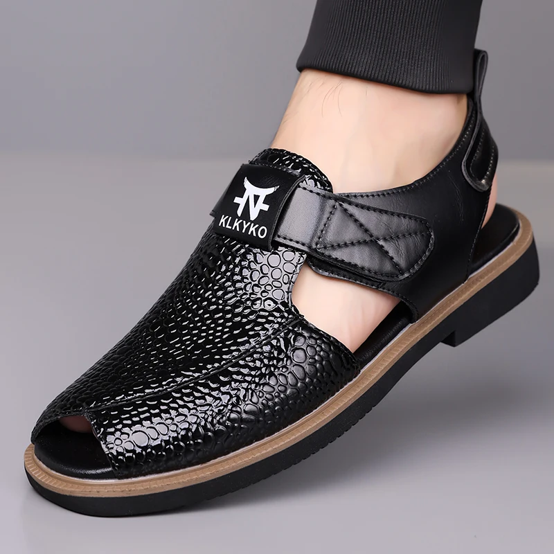 Sandalen für Herren, modisch, für den Außenbereich, römisches Echtleder, für den Innenbereich, Plattform, Herren-Strandschuhe, lässige Herren-Sandalen, neu im Sommer