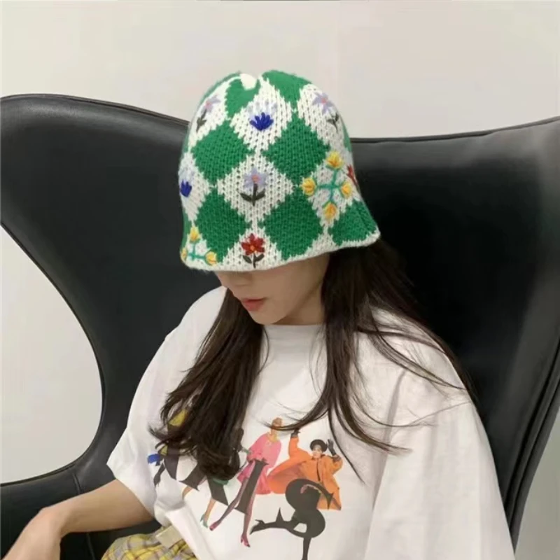 

Hand Knit Crochet Flower Bucket Hats Women Autumn Cotton Yarn Soft Fisherman Caps Women Check Colorblock Beach Hat Gorros