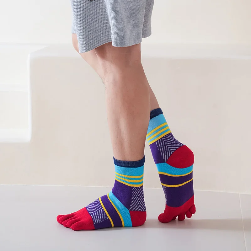 Colorful Striped Cotton Five-Finger Socks for Men - Fun & Comfortable Dress Socks