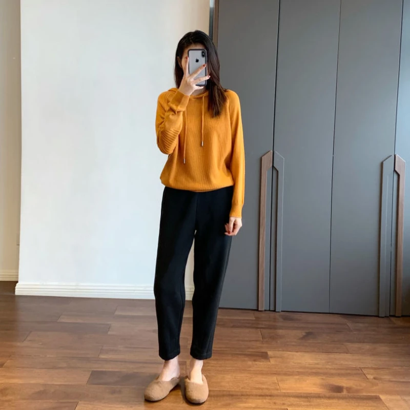 Рисунок 6 - Винтажные бархатные зимние брюки QWEEK с начесом