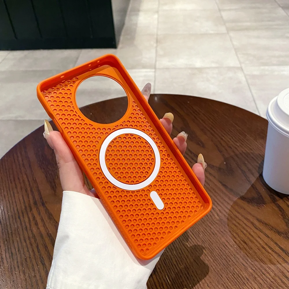 Luxury Heat Dissipation Mesh Magnetic Phone Case with Wireless Charging Honeycomb Cover