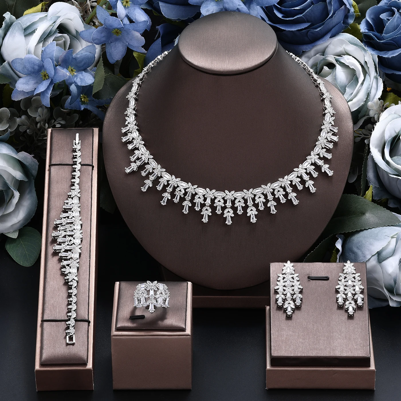 

2024 New Women 4pcs Cubic Zirconia Jewelry Luxury UAE Dubai Bridal Wedding Jewelry for Women Brides Accessories