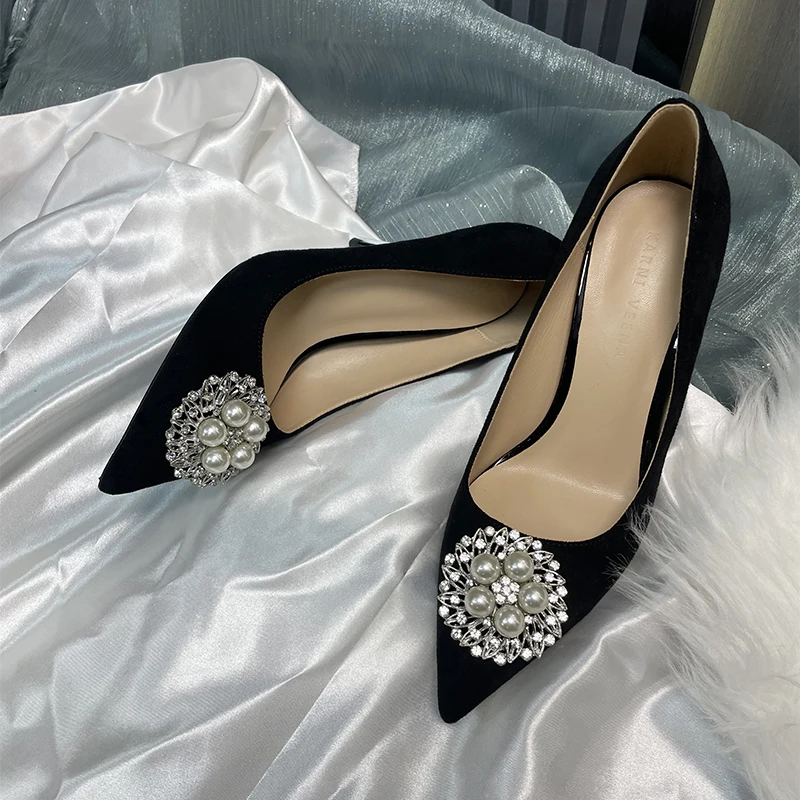 

Crystals Black Velvet Women Single Shoes White Peal Ladies Pumps Slip-On Tacones Para Mujer Pointed Toe Sapatos Feminino