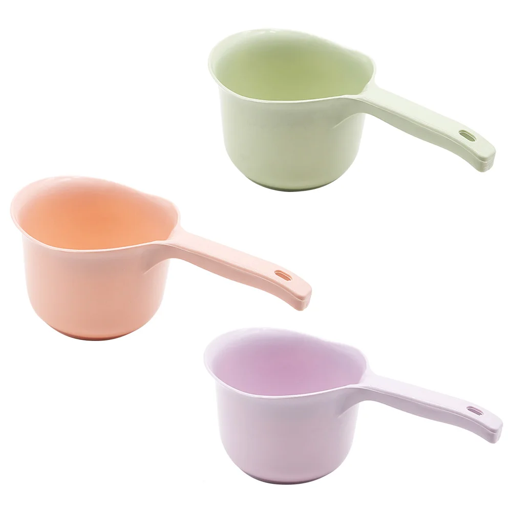 3pcs Kitchen Long Handle Water Ladle Plastic Bathroom Bailer Water Scoop Home Accessories (Mixed Colors)
