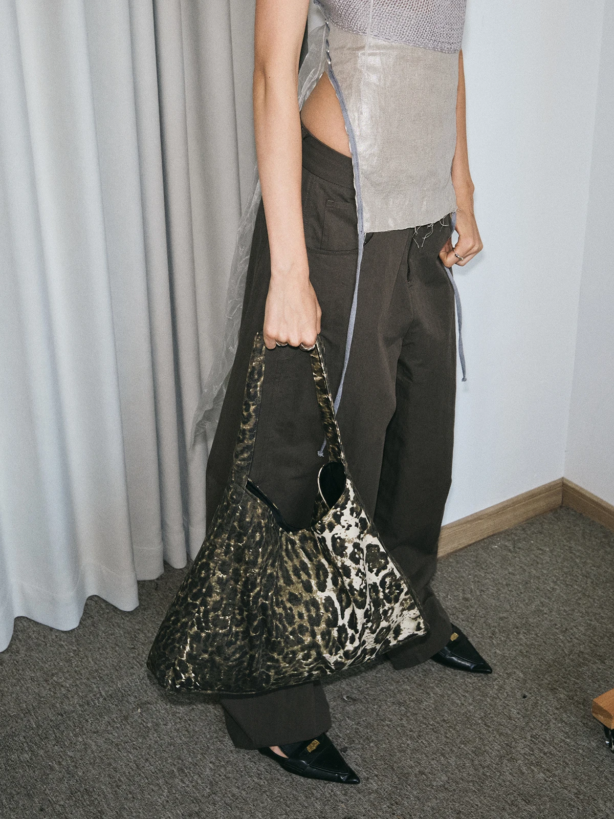 Canvas Leopard Print 2025 Hot Selling Shoulder Bag Large Capacity Versatile Fashion Handbag Soft Simple Trendy Tote Bag