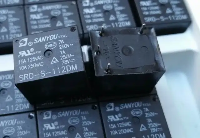 SRD-SH-105DM/112DM-F-01 SRD-S-105DM/109DM/112DM/124DM/112DM2-L/112DM-F-C1/124DM-F-P (T73-1A-5V/9V/12V/24V) Relay 4pins |
