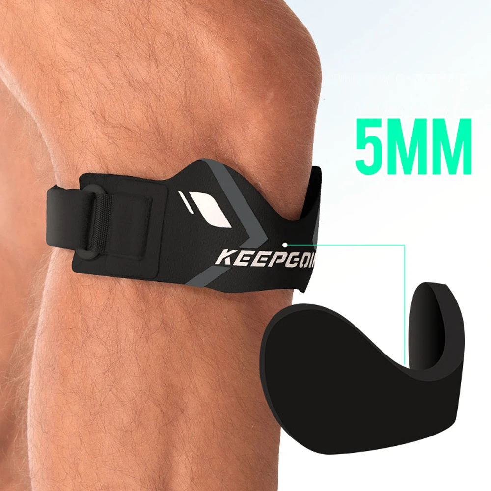 Genouillère rotulienne en néoprène portée sur une jambe, montrant le maintien 360° et le coussinet AIR pour la compression.