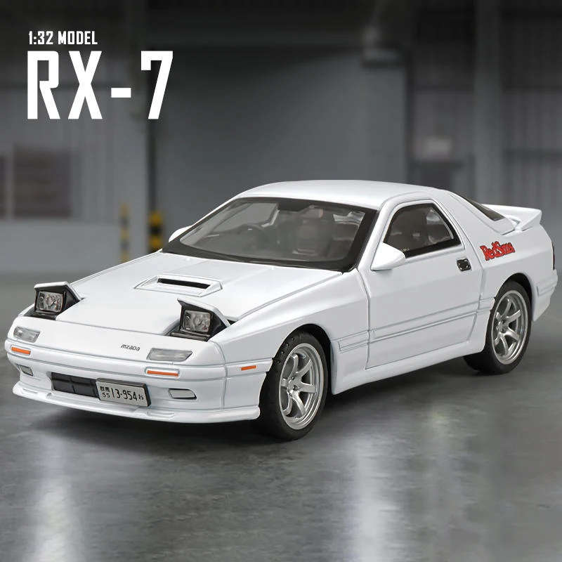 ガ*フ様 頭文字D マツダ RX-7 FC3S 1/32 ミニカー 白 旧車 イ Amazon.co.jp: 1 32 マツダ RX-7 ミニカー白 FC3S D イニシャルD