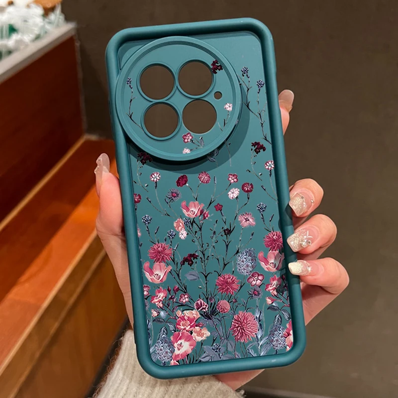 Retro Flowers Pattern Shockproof Phone Case - Soft TPU Cover