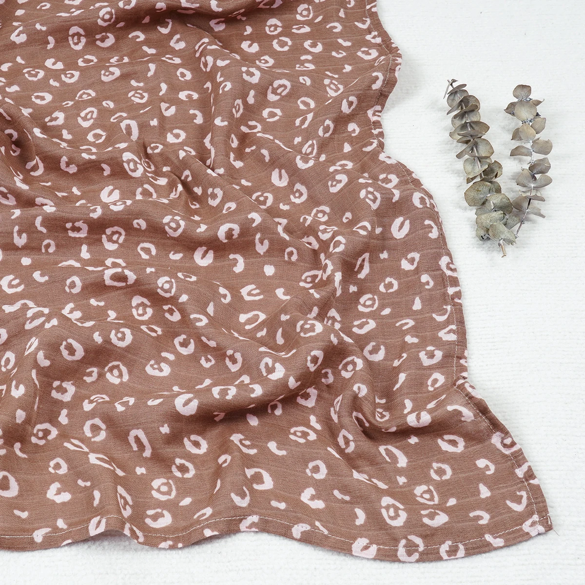 Elinfant Bamboo Cotton Muslin Swaddle Blankets 120*110cm 2 Layers Nursing Cover Newborn Phototgraphy Blankets 5