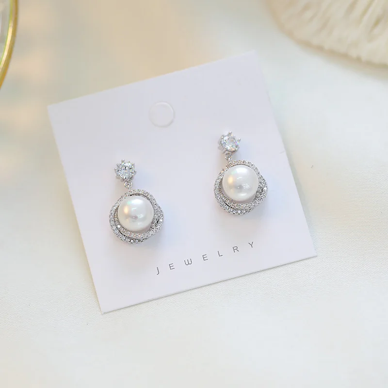 French gloss natural pearl earrings, dignified and elegant earrings, high-end gold-plated accessories for women's weddings