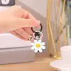 Cute White Daisy Keychain Enamel Crystal Bee Metal Keychains Pendant Purse Bag Decoration Women Girls Flower Charm Accessories 2