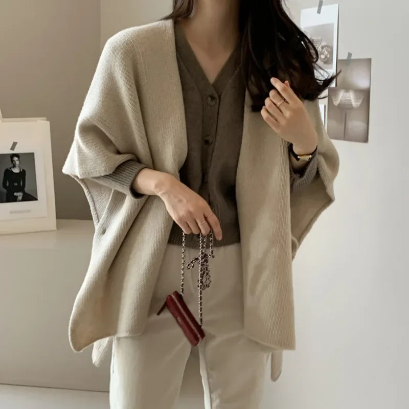 Women's Fashion New Solid Color Shawl Knitted Sweater Casual Warm Cardigan Cloak Elegant Knitted Women's Office Jacket
