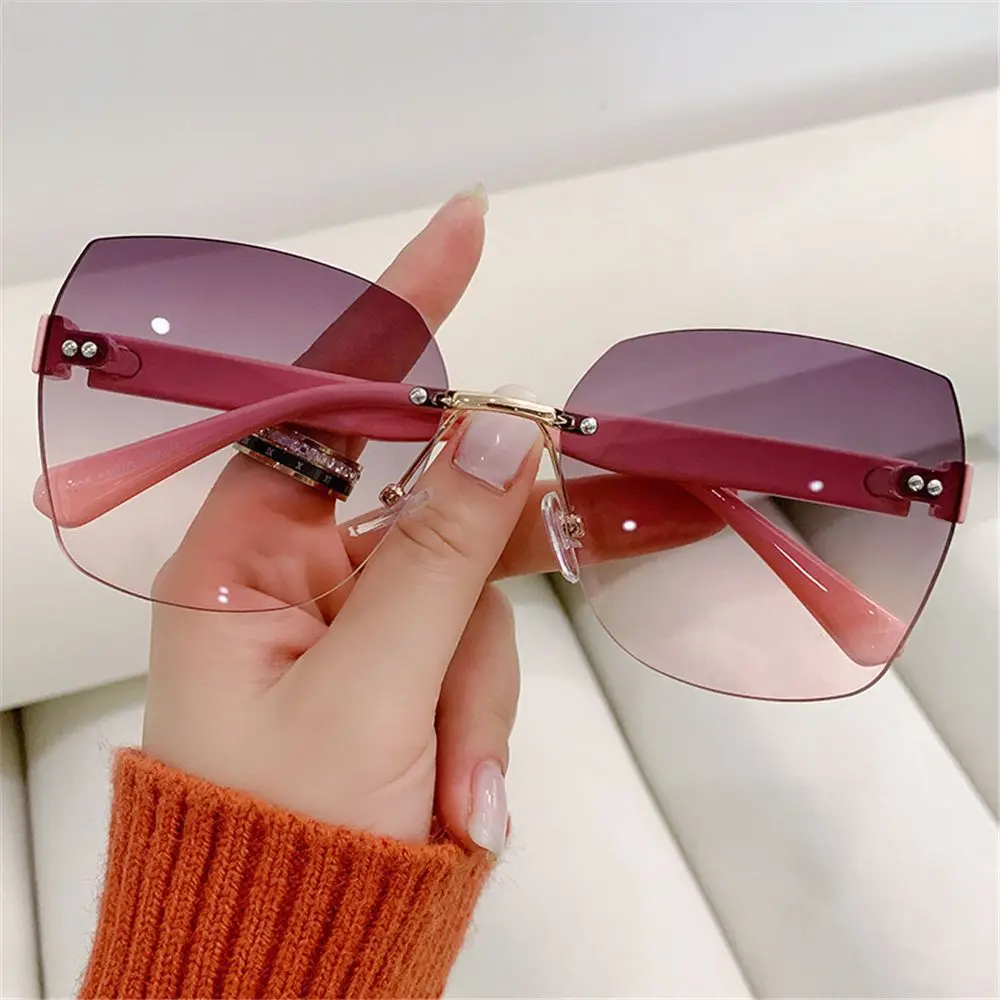 2022 New UV400 Ladies Eyeglasses Gradient Sunglasses Frameless Sun Glasses Rimless Sunglasses Women Shades