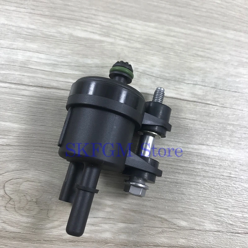 Original Vapor Canister Purge Control Valve Solenoid For Chevrolet Opel 96985666