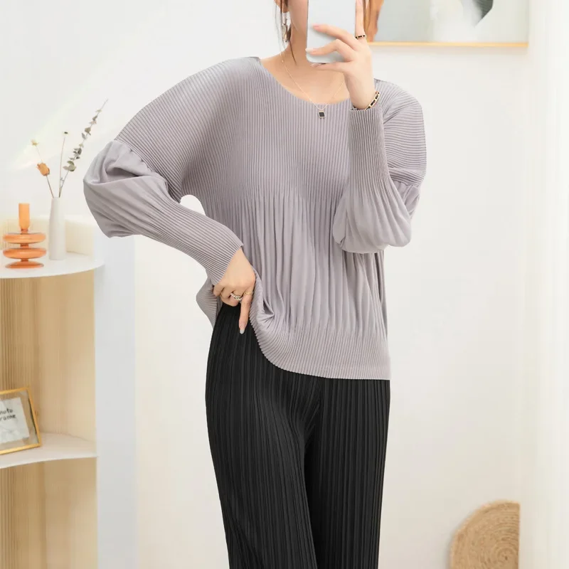 

Miyake Pleated Round Neck T-shirt Women 2024 Spring and Summer New Loose Big Yards Bat Sleeve Paragraph Pullover Casual Tops