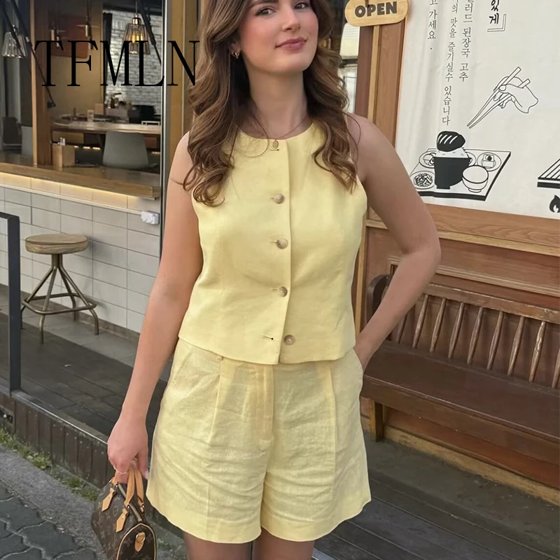 TFMLN Fashion Women Shorts Sets 2025 Simple Casual Single Single Breasted Vest Tops Mini Shorts Outfits 2025 New Summer Clothing