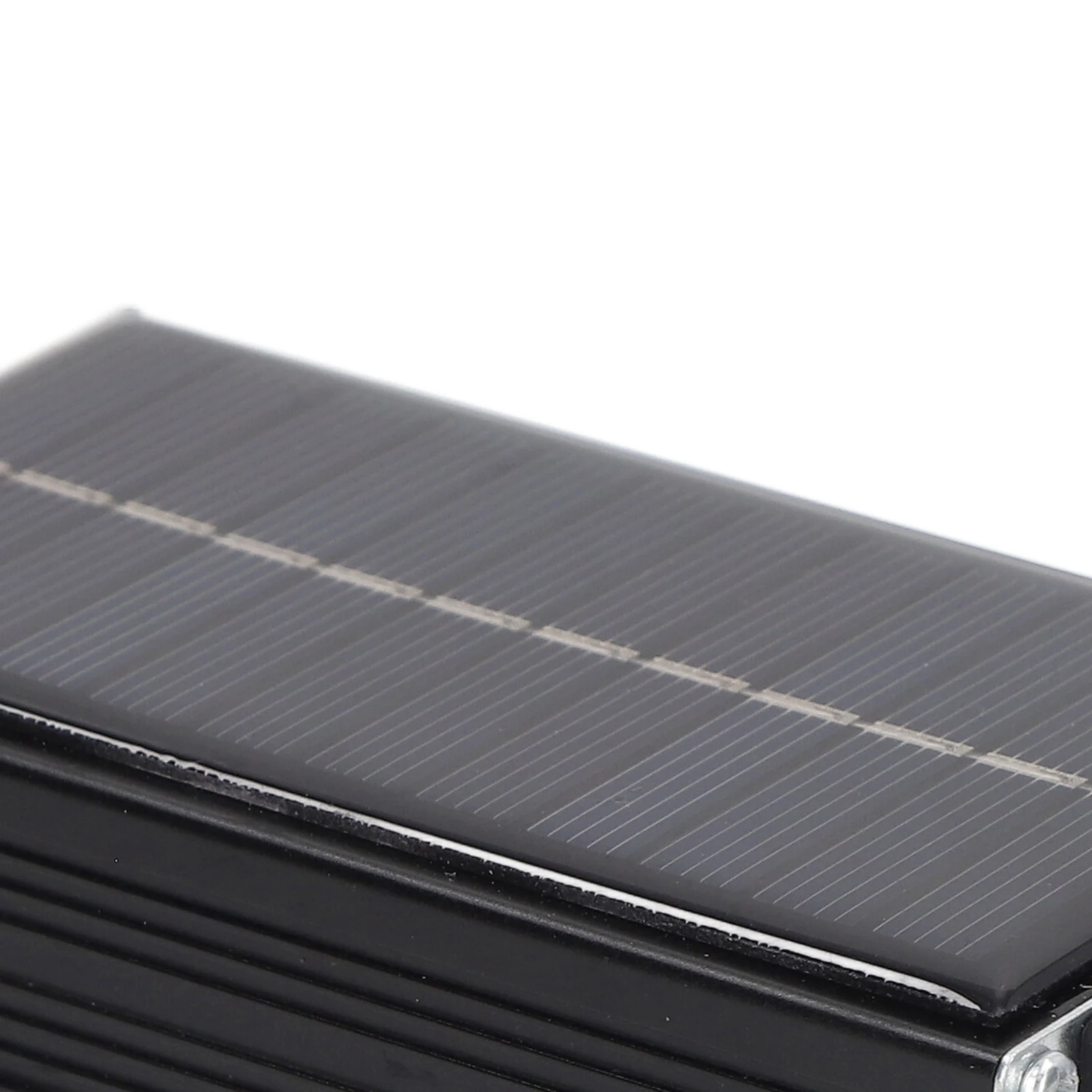 Description Picture 5 of itemElectric Vehicle Rang Electric Vehicle Range Battery Car Solar Wind Power Extender Generator with Fans 12‑125V