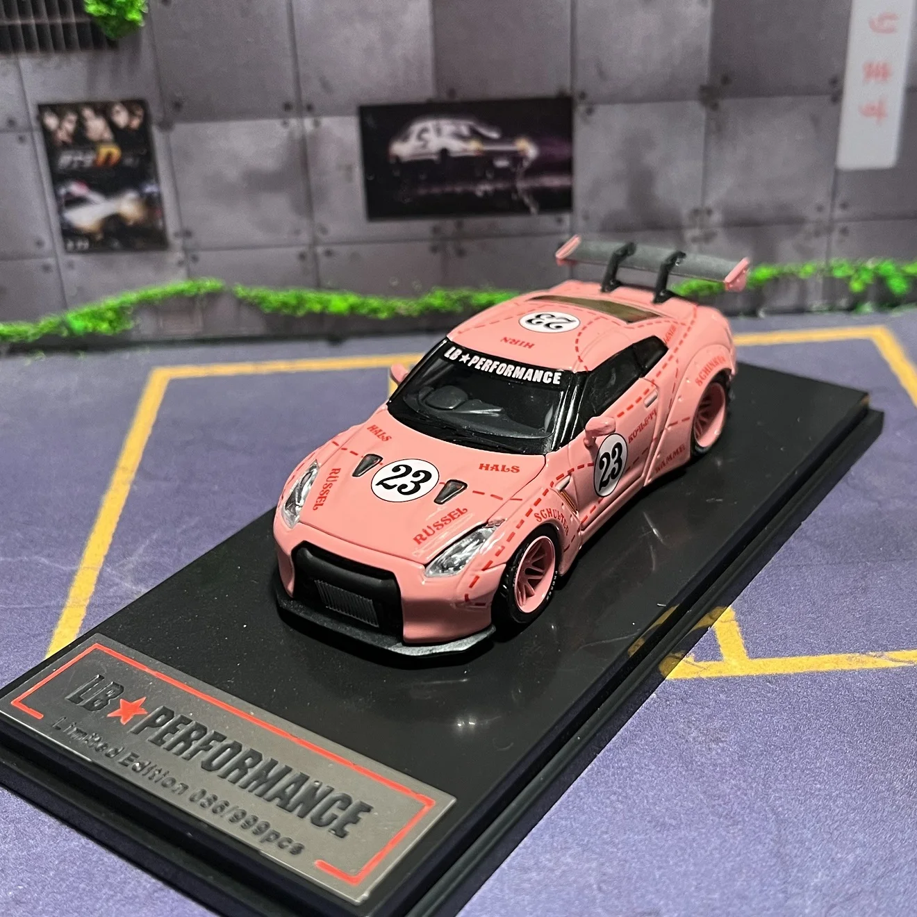 ミニカー 1/64 MCE GT-R R35 JPNT2096.jpg?v=1717490808&