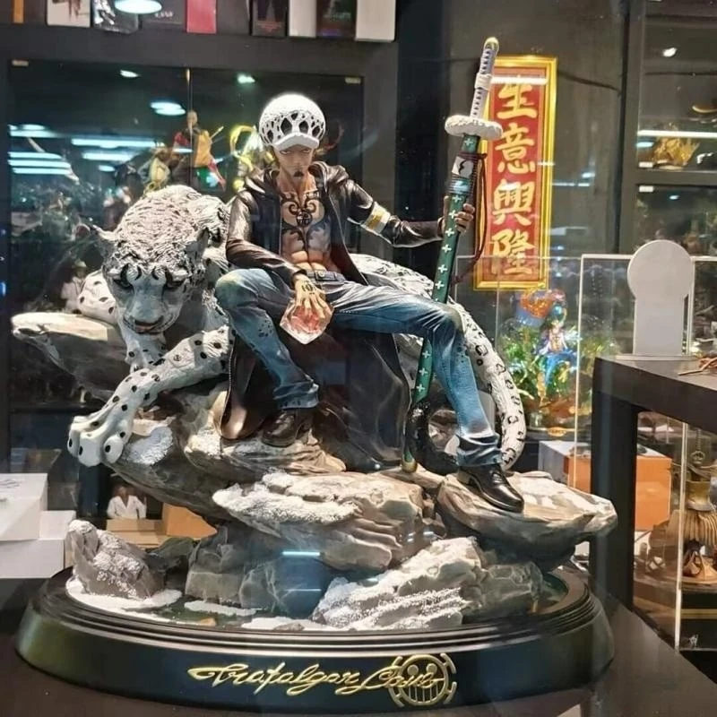 

One Piece Trafalgar Law 27cm Snow Leopard Scene Gk Devil Fruit Pvc Action Figure Toy Adult Statue Collection Model Doll Toys