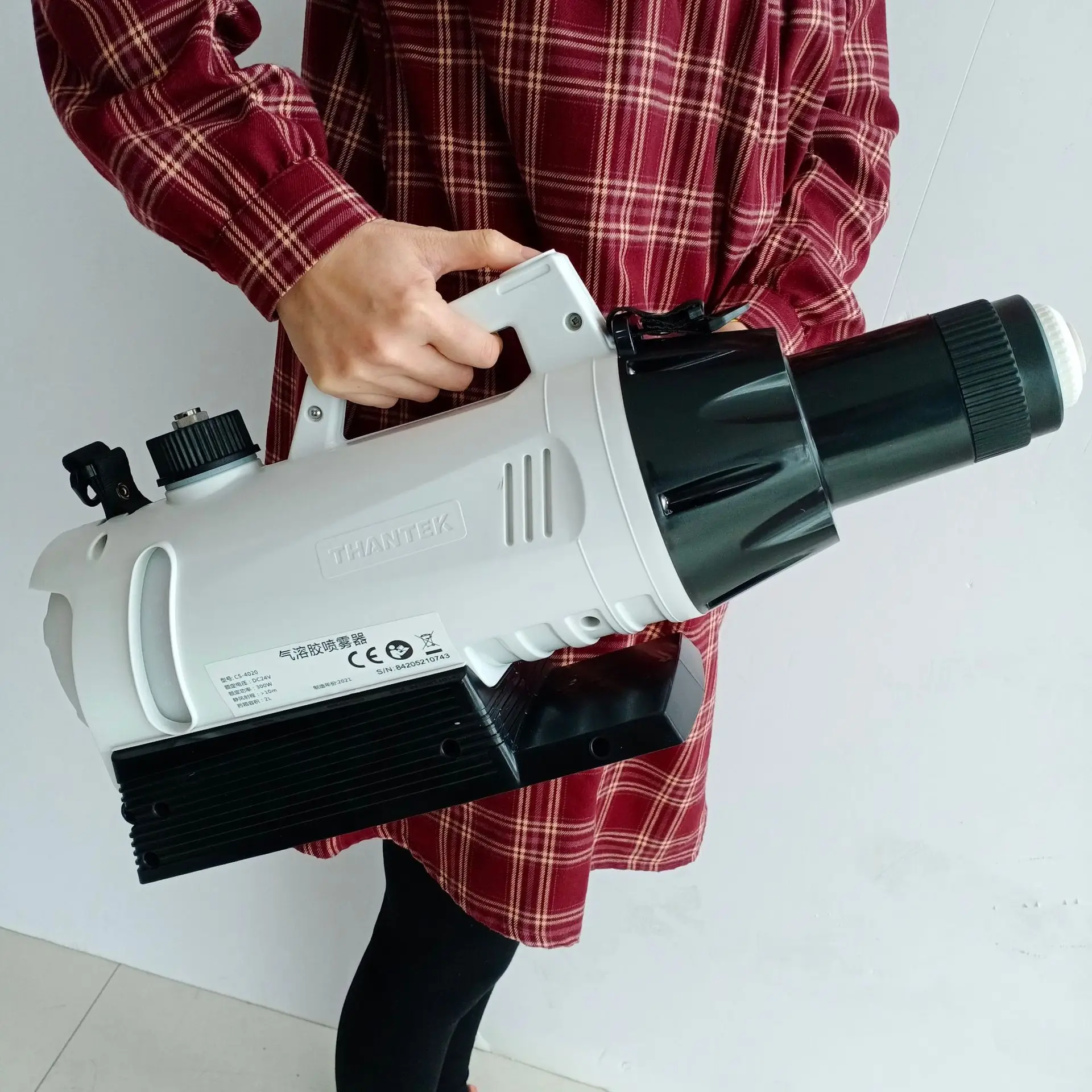 

CNMC-4020 Aerosol Fogger Hospital Public Use With Battery 24V 2L Mist Machine Sterilizer