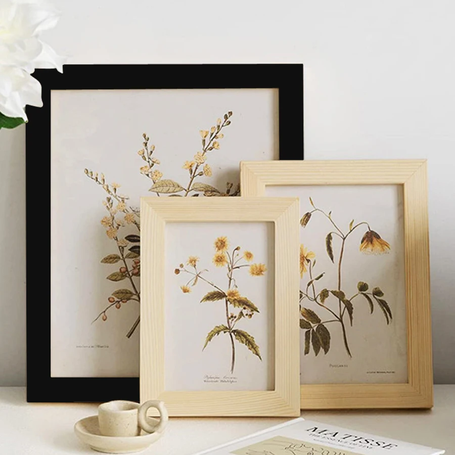 Natural Wooden Picture Frames Classic Photo Frame For Wall Hanging With