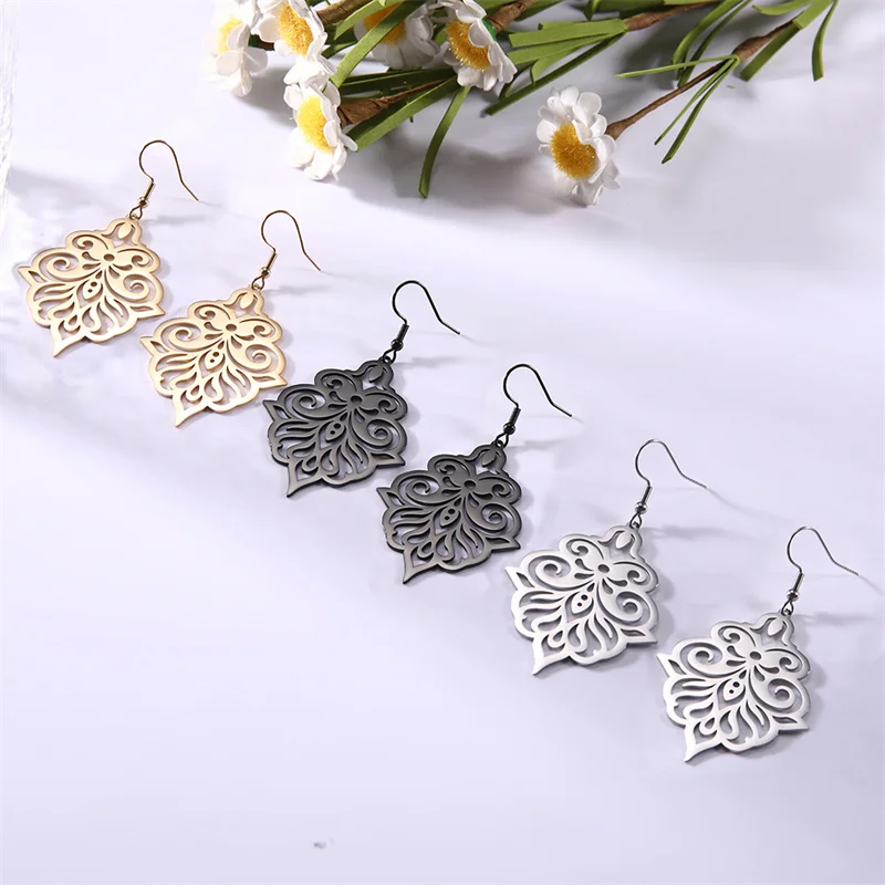 Vintage Edelstahl Ohrringe für Frauen Filigrane Tropfen Streifen Hängende Ohrringe Böhmen Schmuck Hochzeit Party Geschenke Großhandel