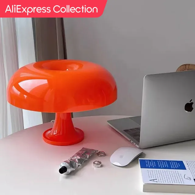 LED 버섯 램프는 밝고 오래 지속되는 조명을 제공하는 현대적인 스타일의 가정 장식