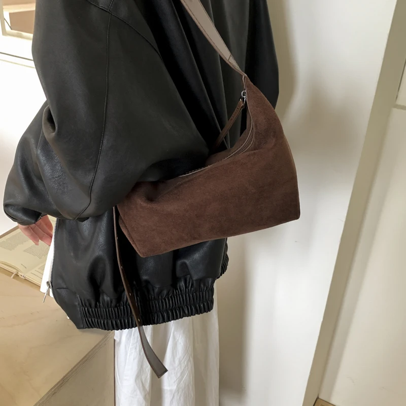 Women Faux Suede Shoulder Bag Adjustable Dumpling Handbag Satchel Top-Handle Bag for Work Travel