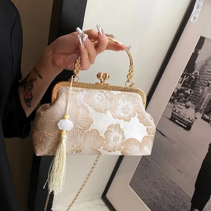 Chinese Style Embroidered Shoulder Bag Elegant Handbag Retro Small Square Bag Wedding Party Luxury Designer Women Evening Clutch