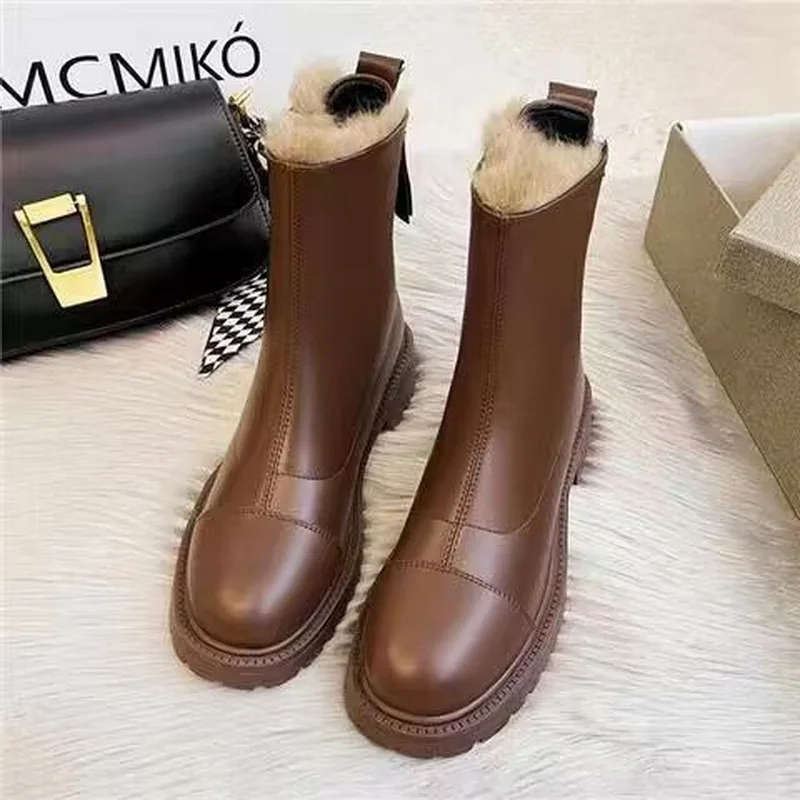 Winter Women & Girls Snow Boots Fashion Female Soft Leather Shoes Size 35-40