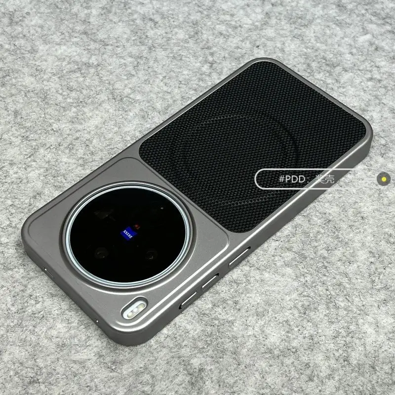 Magnetic Grid PU Leather Pattern Electroplated Hard Back Case