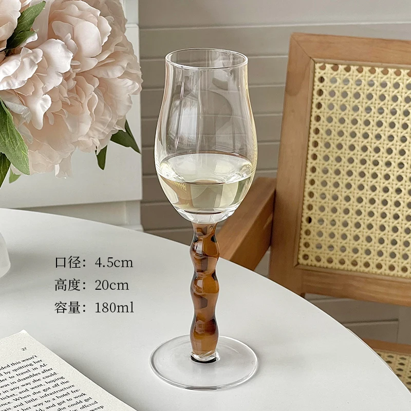 https://ae01.alicdn.com/kf/Sc39bafcb5b4c41a98e68c9b5eea2c545X/Vintage-Style-Niche-Champagne-Glass-Sweet-Wine-Glass-High-Value-Women-Home-Cider-Wine-Glass-Goblet.jpg