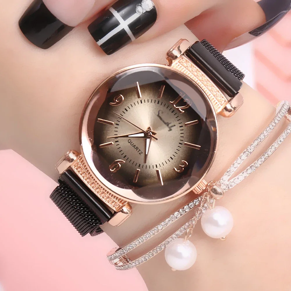 

Fashion Ladies Geometric Roman Numeral Quartz movement Watch