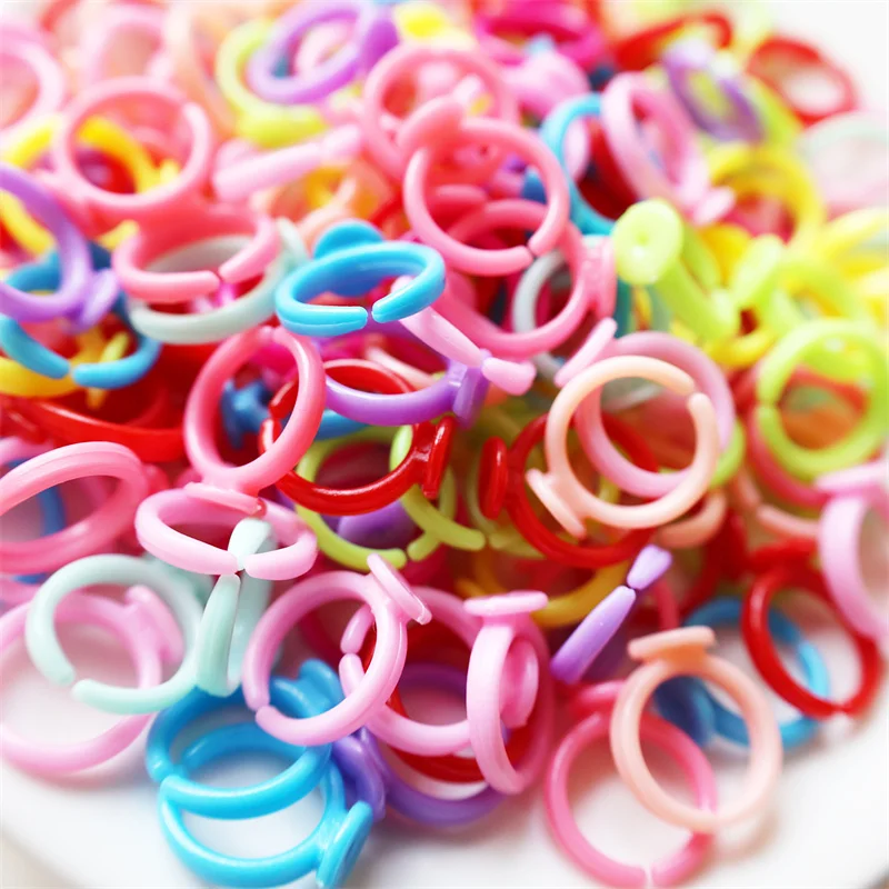 100 Stücke Gemischte Farbe Kinder Cartoon Kunststoff Ring Basis Einstellbare Blank Pad Tablett Ringe DIY Schmuck Machen Liefert Handwerk Zubehör – Detail 3